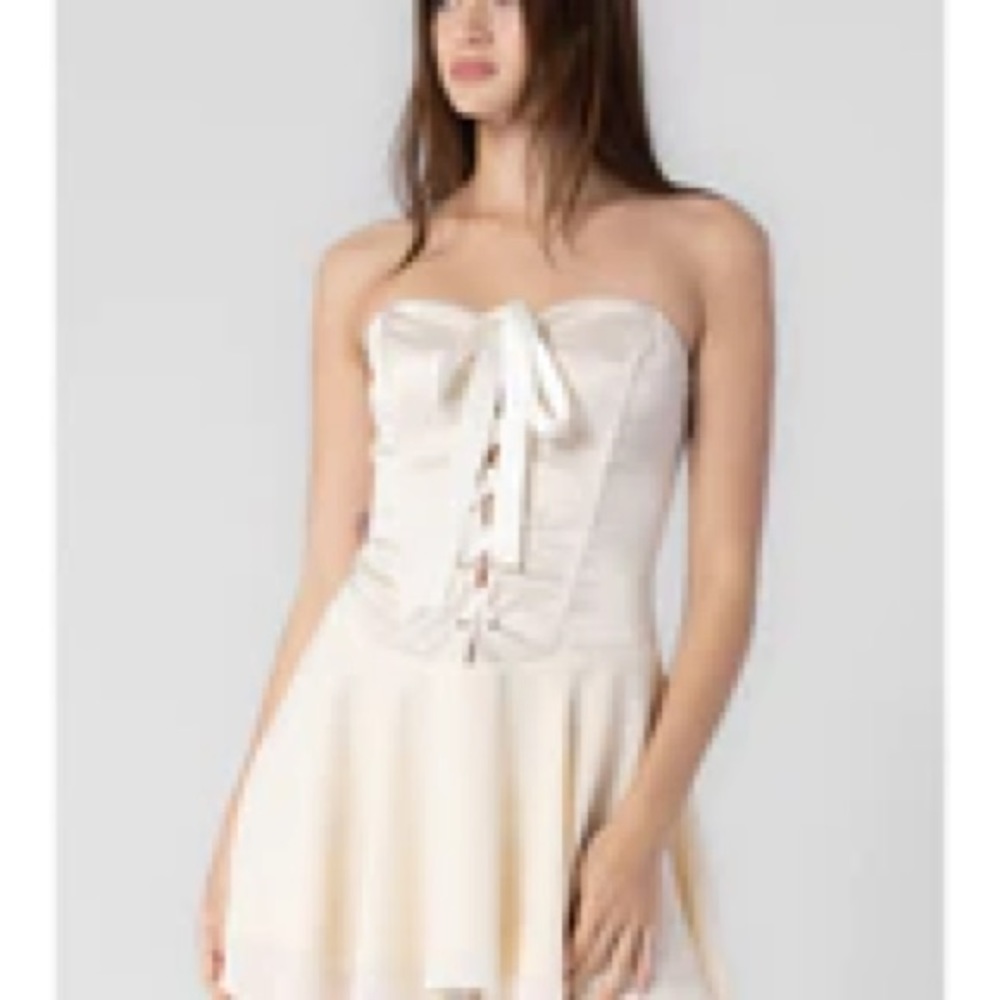 Strapless Lace-Up Skater Dress in Cream